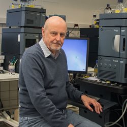 Prof. Švec