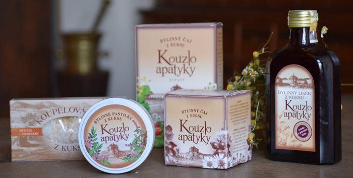 České farmaceutické muzeum připravilo řadu bylinných výrobků Kouzlo apatyky